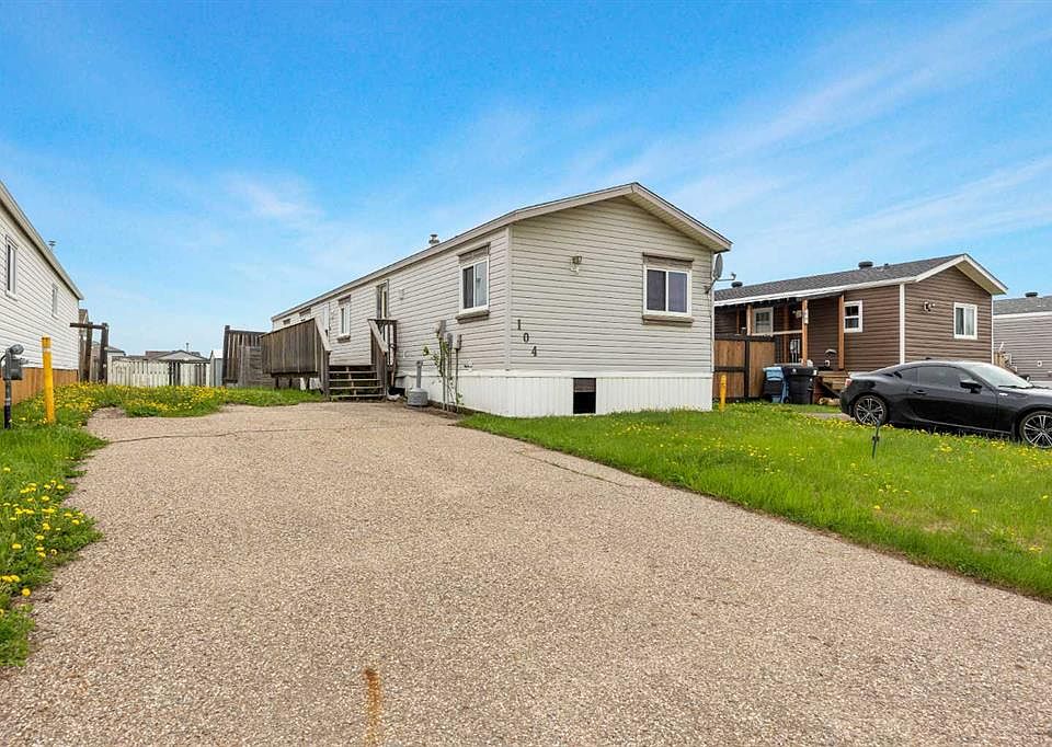 1st image of 104 SW Cree Rd