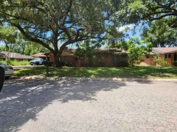 1123 Jefferson St, Alice, TX 78332