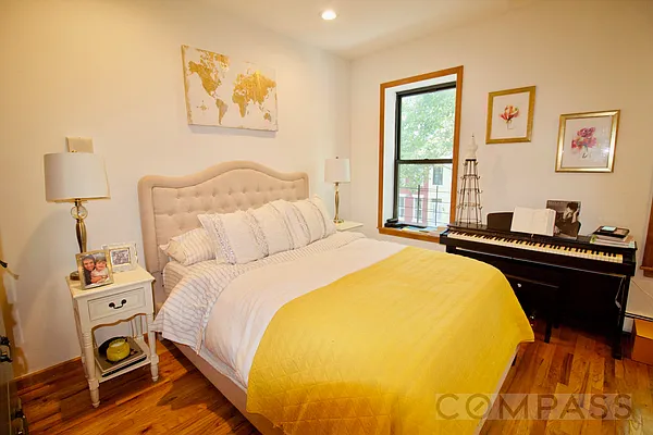 Rented by Compass | media 16