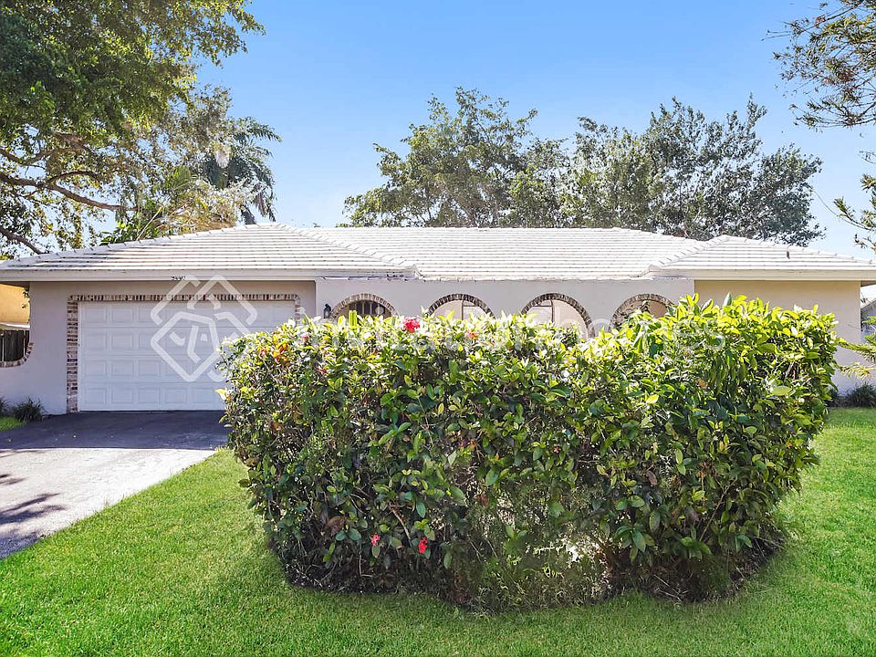 1st image of 9440 NW 13th St