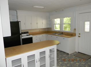 244 3rd Ave SW, Taylorsville, NC 28681