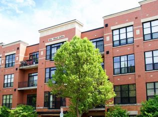615 W Main St APT 205, Madison, WI 53703