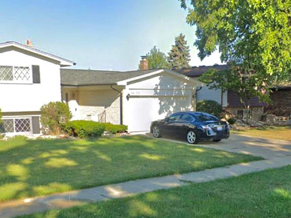 2nd image of 36177 Waltham Dr