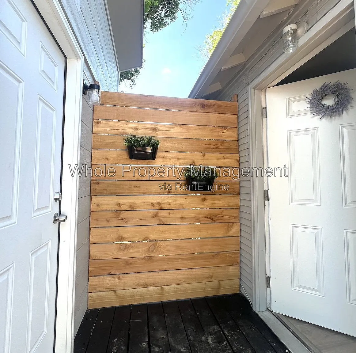 Studio, 1.0 bath, 295 sqft, $1,055 — Photo 3