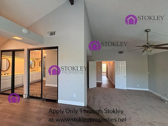 2397 Lake Meadow Cir — Photo 38