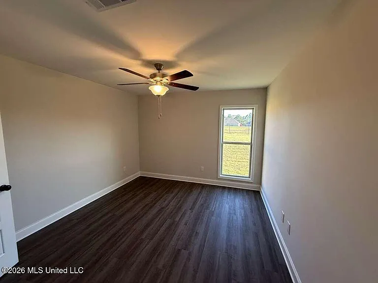 571 Patrick Farms Dr — Photo 42