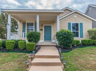 10252 Waterbury Dr, Aubrey, TX 76227