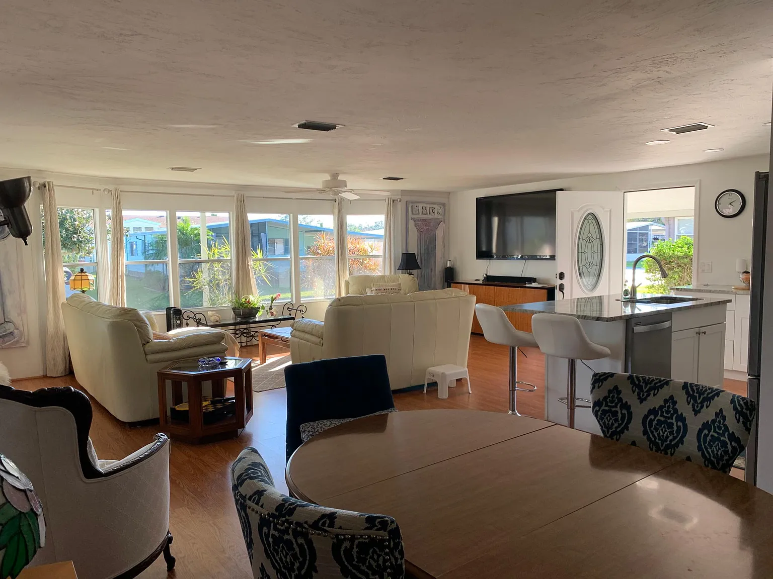 Camelot Dr N, Sarasota — Photo 4