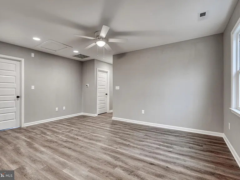 6722 Brentwood Ave #2 — Photo 9