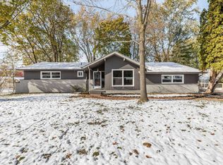 555 Edgewood Dr, Circleville, OH 43113