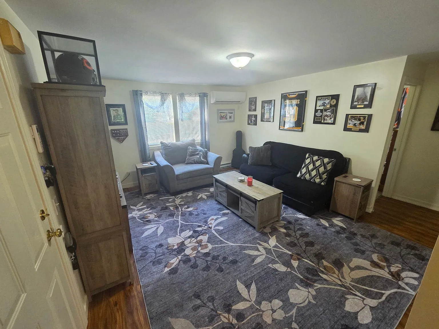 2 bed, 1.0 bath, $1,795 — Photo 3