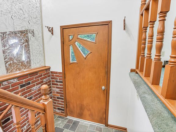 3rd image of 2375 Bauman Hill Rd SE
