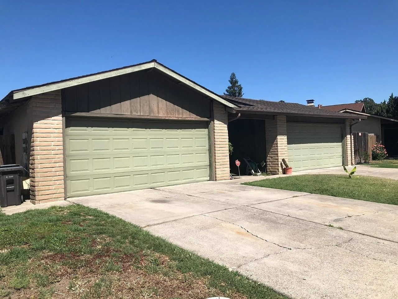 1728 Silver Creek Cir — Photo 2