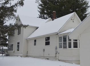 200 S 9th St, Cameron, WI 54822