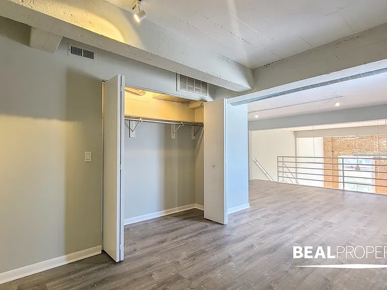 2320 N Damen Ave #2D — Photo 26