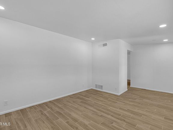 5th image of 5609 Salem Dr