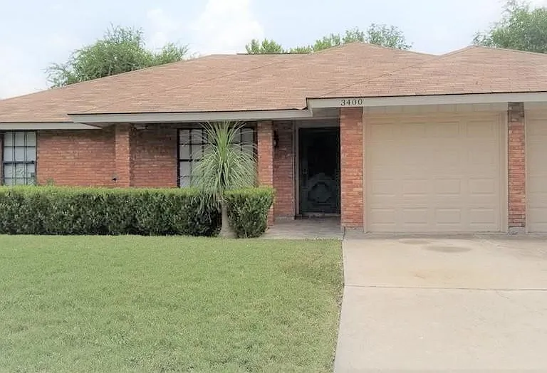 3400 N Cynthia St — Photo 1