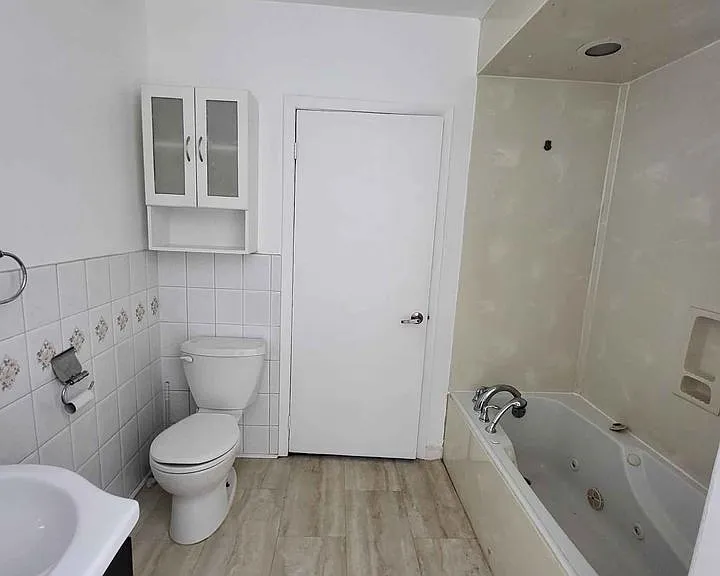 454 Burton Ave #1 — Photo 7
