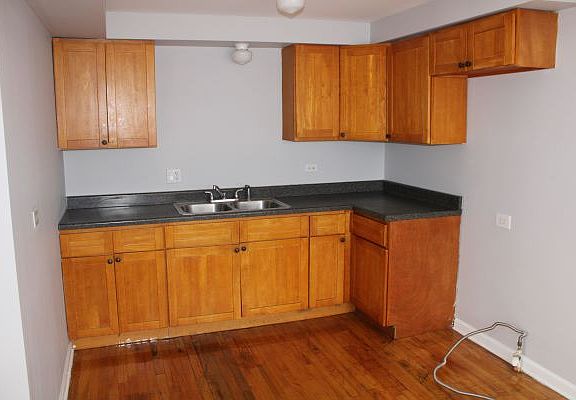 2nd image of 6616 S Stewart Ave #1E