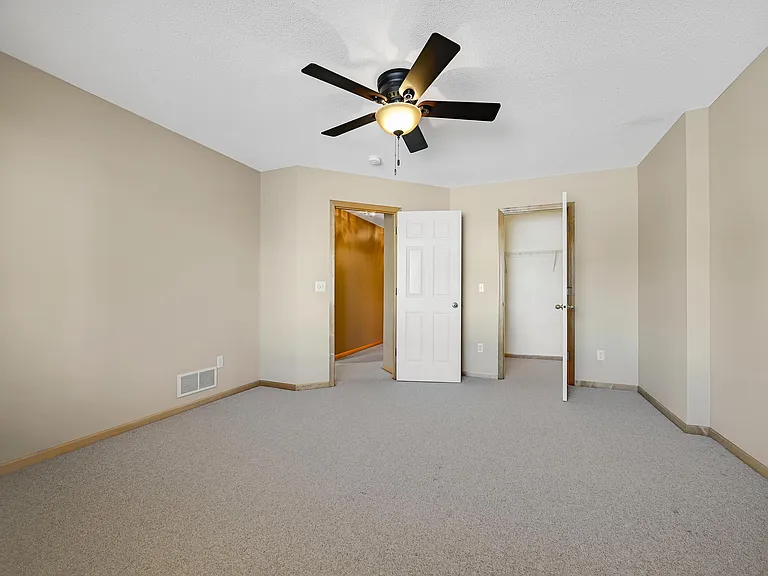 7950 Victoria Way — Photo 42