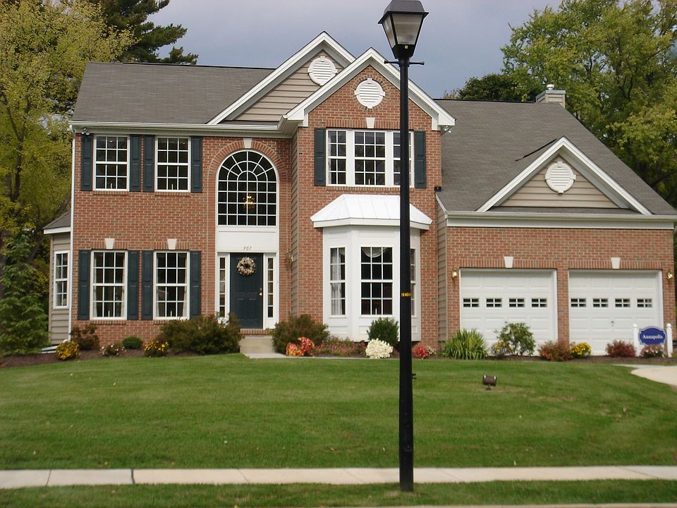 1st image of 467 Hillcrest Dr