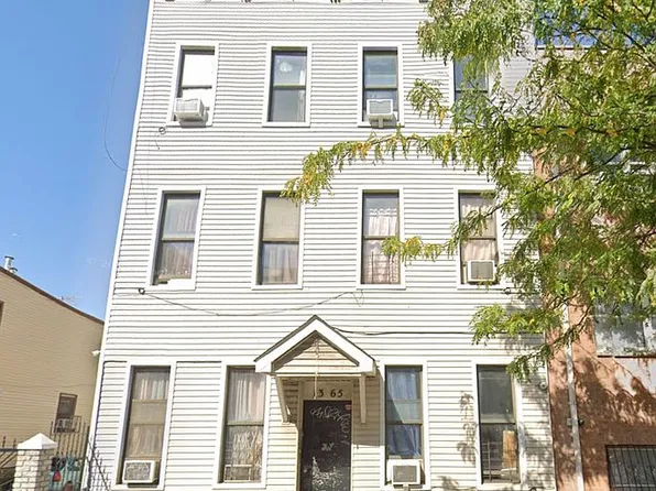 1365 De Kalb Ave, Brooklyn, NY 11221