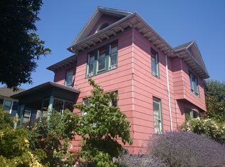 828 16th Ave, Seattle, WA 98122