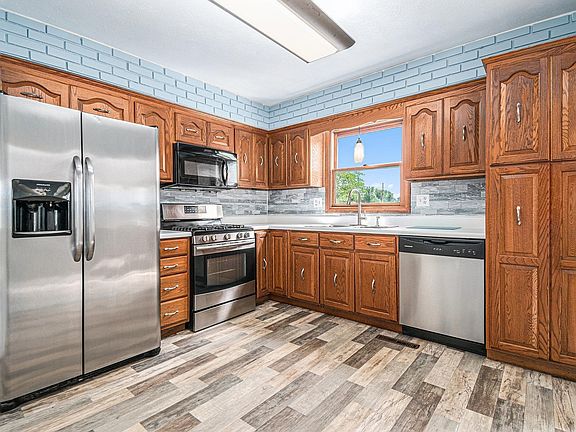 3rd image of 26878 Dumbarton Ct