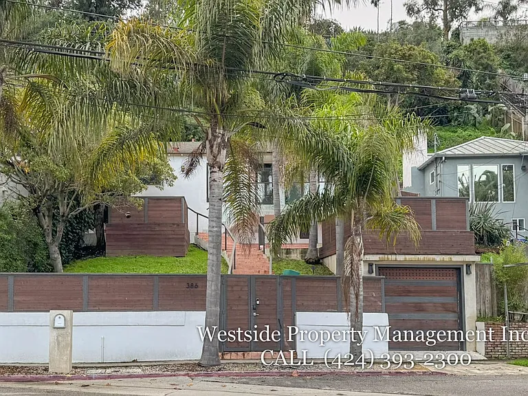 386 Entrada Dr — Photo 19