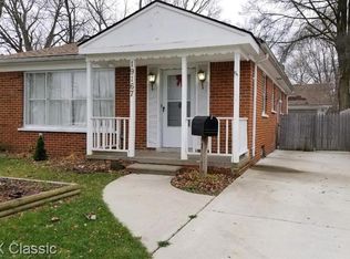 19167 Macarthur St, Redford, MI 48240