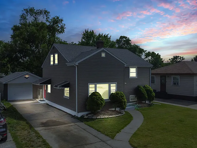 2844 Duluth St — Photo 12