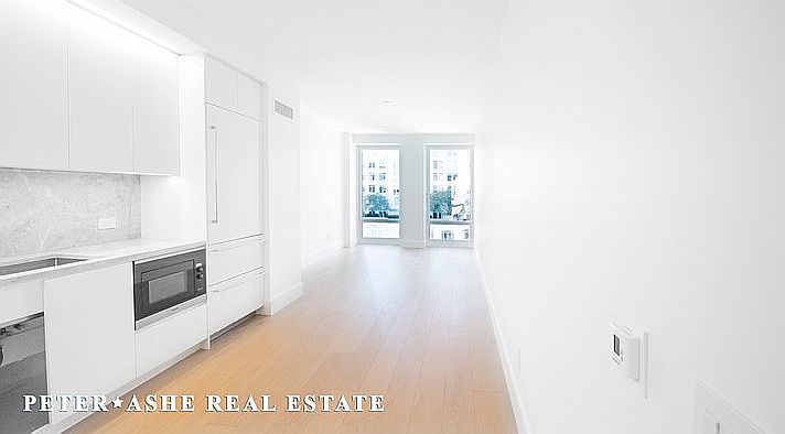 1st image of 15 W 61st St #8C