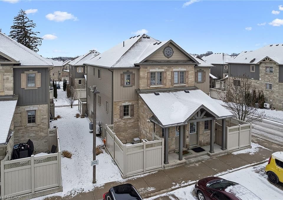 1st image of 931 Glasgow St #4B