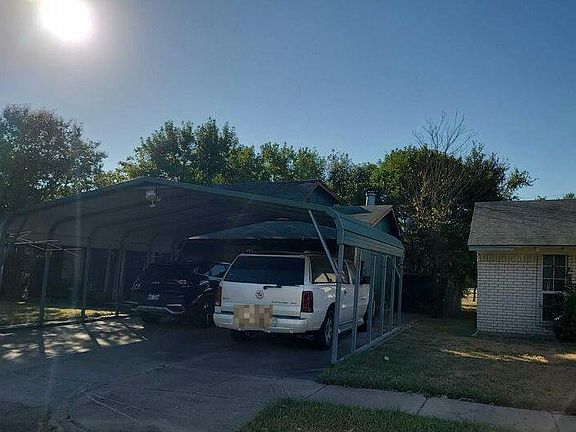 2nd image of 12932 Spring Oak Dr