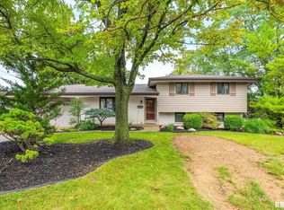 6604 N Parkwood Dr, Peoria, IL 61614