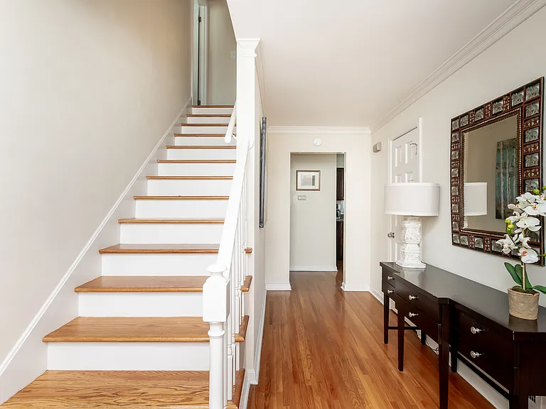 2223 Strathmoor Blvd #FURNISHED — Photo 41