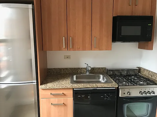 Rented by Stonehenge NYC LLC | media 3