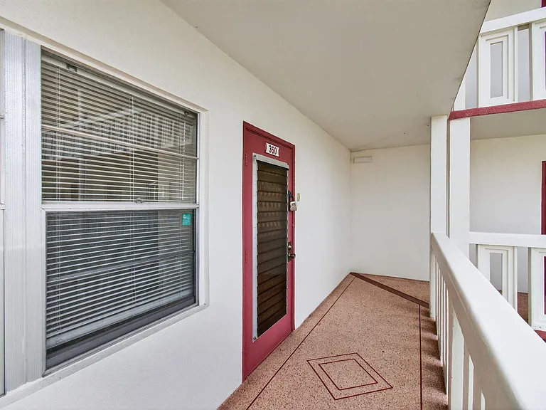 360 Fanshaw — Photo 42