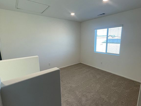 4th image of 30644 Malibu Dr