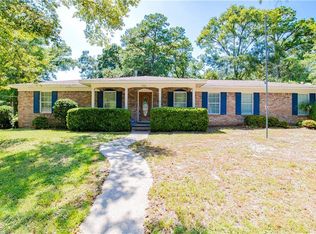 2704 Woodcliff Dr E, Mobile, AL 36693