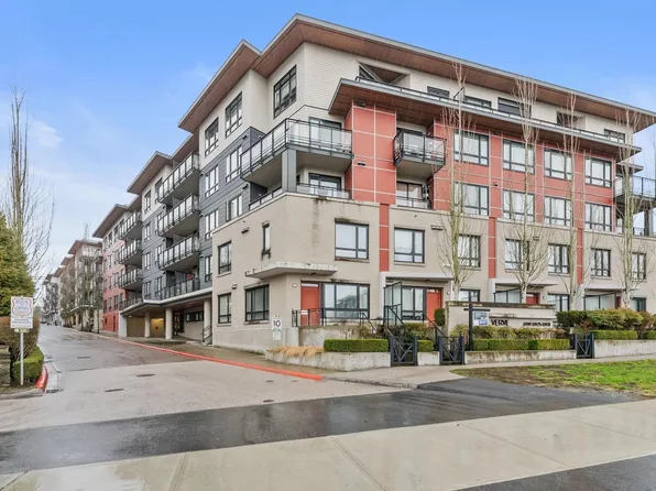 13919 Fraser Hwy #311, Surrey, BC V3T 4E6