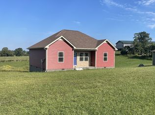 5918 Scottsville Rd, Lafayette, TN 37083