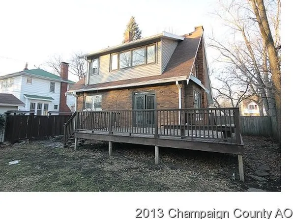 711 W Iowa St, Urbana, IL 61801