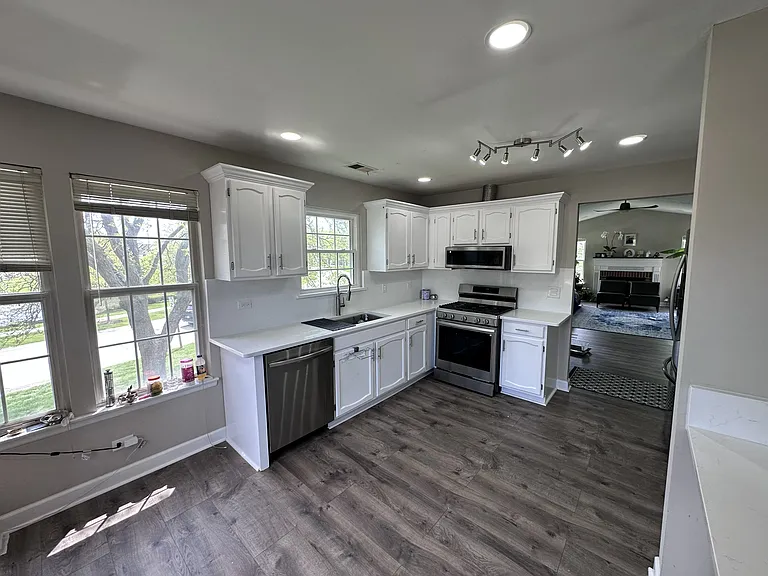 202 E Fabish Dr — Photo 7