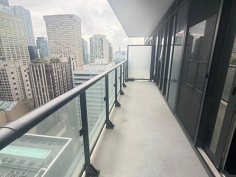 634 Church St #2301 — Photo 10