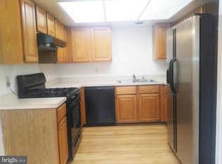 46805 Ironstone Ter, Sterling, VA 20164