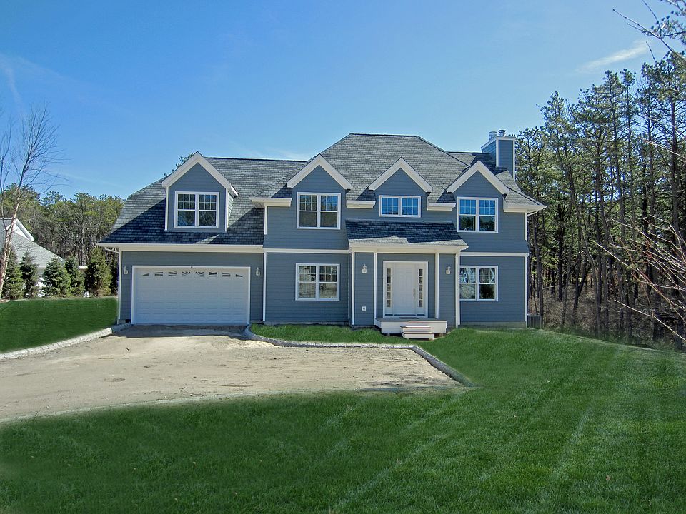 1st image of 11 Lucy Ln