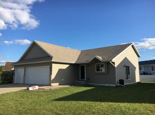 4084 Peregrine Ln SE, Rochester, MN 55904