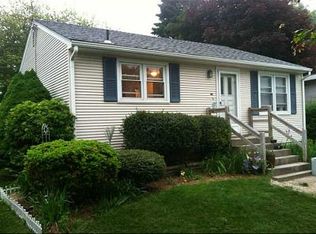 63 Blue Heron Rd, South Kingstown, RI 02879