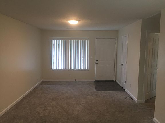 Dinning Area looking into Living Room/Entry area